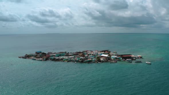 Aerial Footage of Santa Cruz Del Islote the Most Populated Island in the World