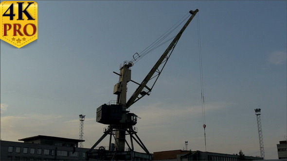 Big Crane on Standby on a Dusky Afternoon alt