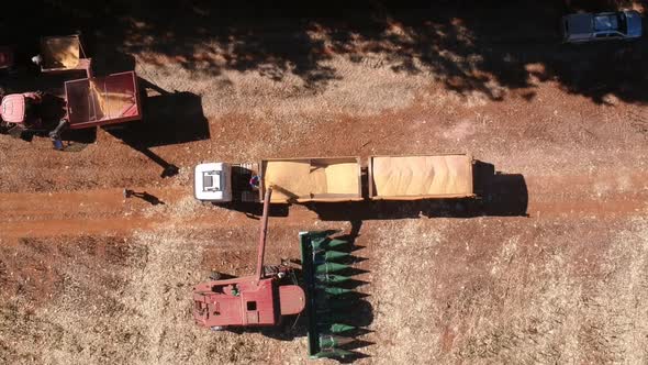 Grain Truck and Combine Offloading 4K