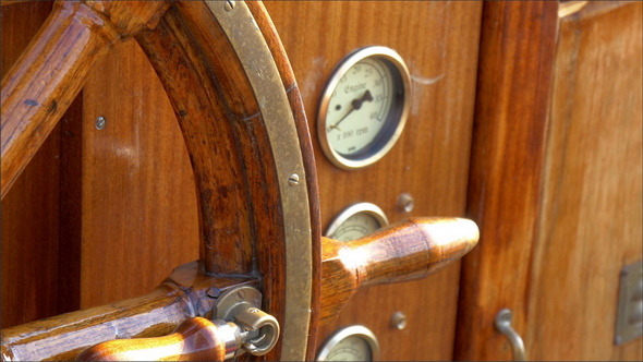 Details of the Old-Style Steering Wheel of the Gal