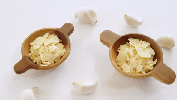 Spices in bowl with garlic