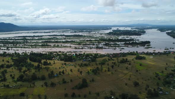 The 4.000 islands near Don Det in southern Laos seen from the sky alt