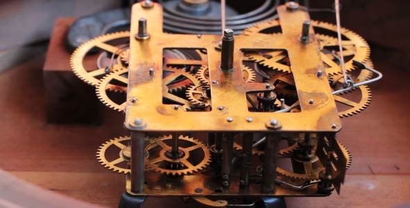 The Mechanism Of The Old Clock 1