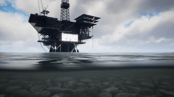Large Pacific Ocean Offshore Oil Rig Drilling Platform alt