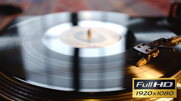 Turntable With Spinning Vinyl