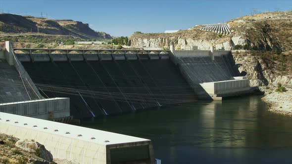 Grand Coulee Dam Establishing Shot