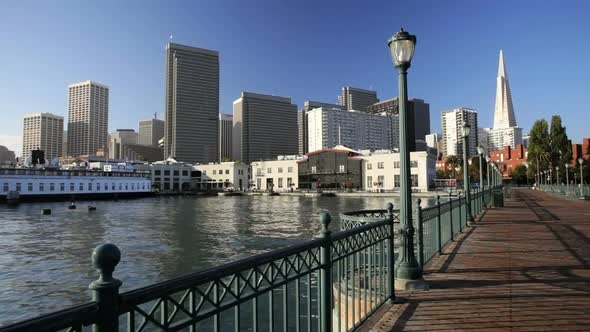 Pier One Promenade