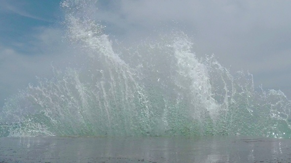 Waves Breaking on the Breakwater