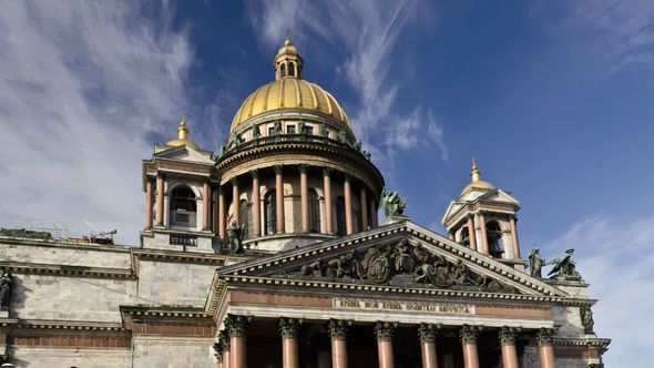St. Isaac's Cathedral, St Petersburg (time-lapse)