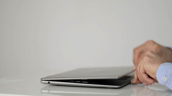 Closing Laptop
