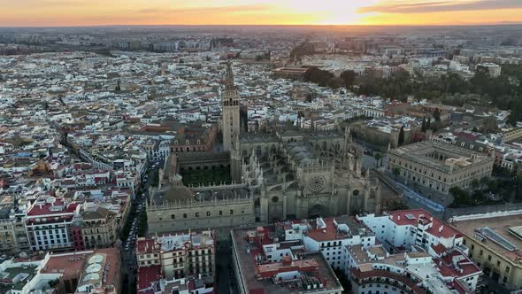 Flying Over Catedral De Sevilla