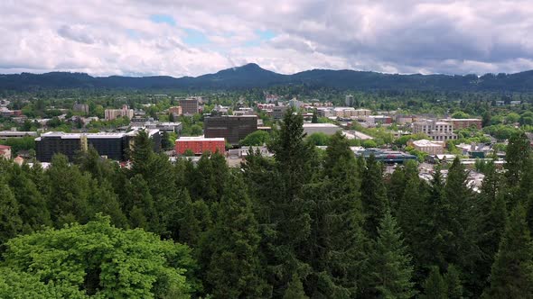 Rising aerial view revealing Eugene Oregon