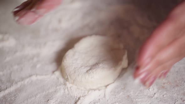 Cooking dough and cottage cheese pancakes
