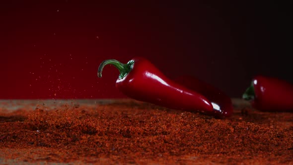 Peppers falling bouncing in ultra slow mo 1500fps - reflect surface - BOUNCING PEPPERS