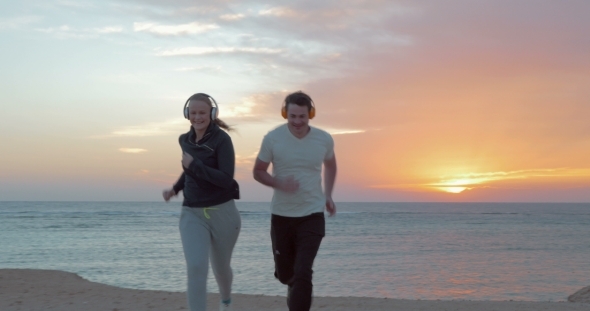 Friends Engaged In Sports alt