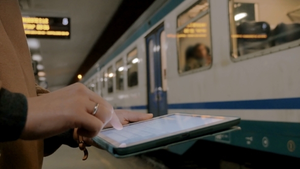 Communication With Tablet PC In Subway