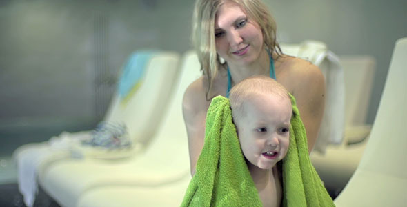 Wiping the Baby with a Towel alt