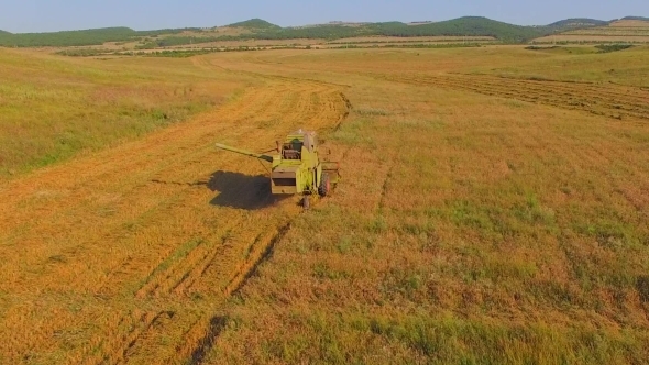 Small Farms Old Combine Harvesting