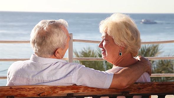 Senior Couple on Vacation alt