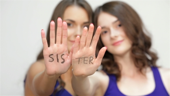 The Sisters Are Always Together alt