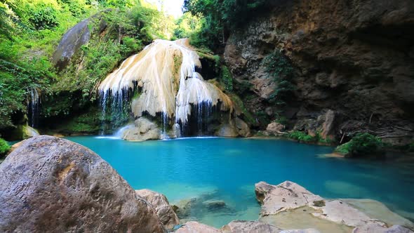 Khor Louang Waterfall In Lamphun Thailand 5