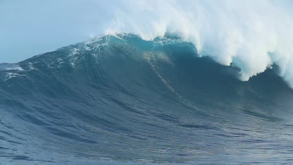 Giant Blue Ocean Wave 2
