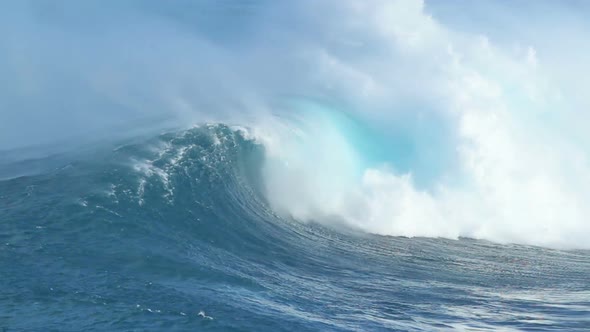 Giant Blue Ocean Wave 4