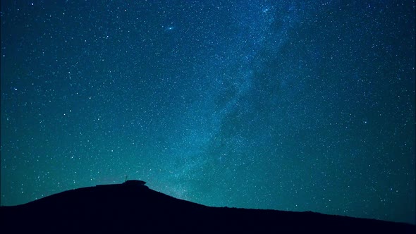 Time-Lapse Of Stars And Night Sky 2