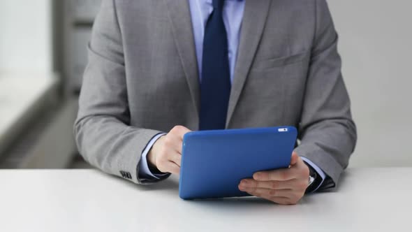 Close Up Of Businessman Hands With Tablet Pc 1