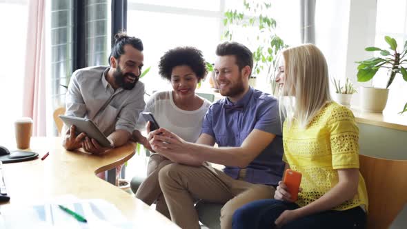 Business Team With Smartphones And Tablet Pc 10