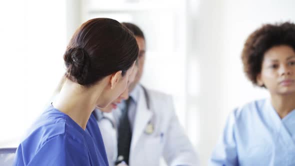 Group Of Meeting At Seminar In Hospital alt