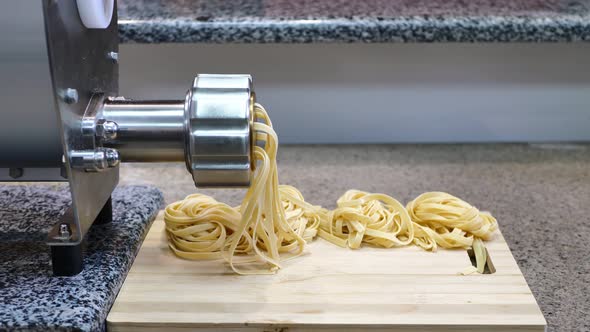 Making Traditional Raw Italian Homemade Pasta with Egg