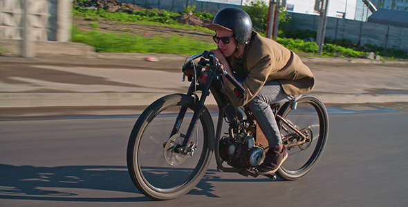 Vintage Motorbiker  alt