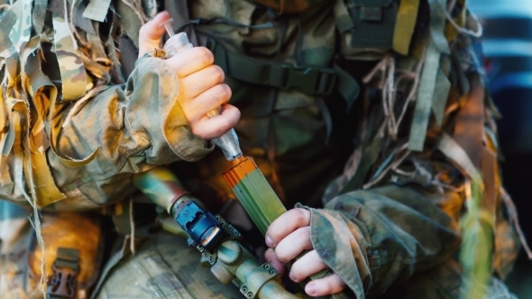 Airsoft Weapons BB's Load alt