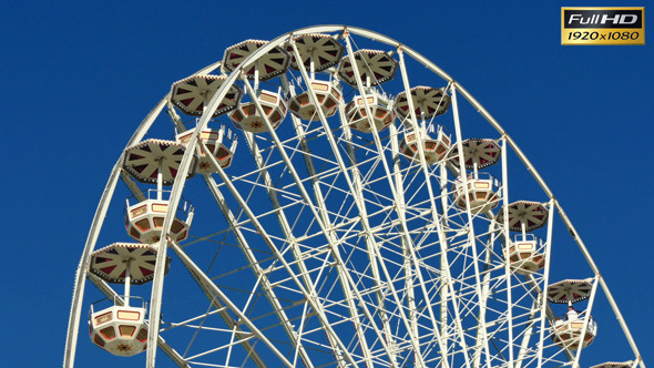 Tall Classical Fair Ferris Wheel In France