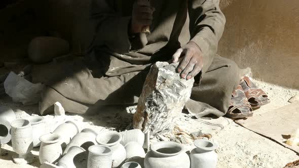 Hand Of Master, Manufacturing Stone  Hammer