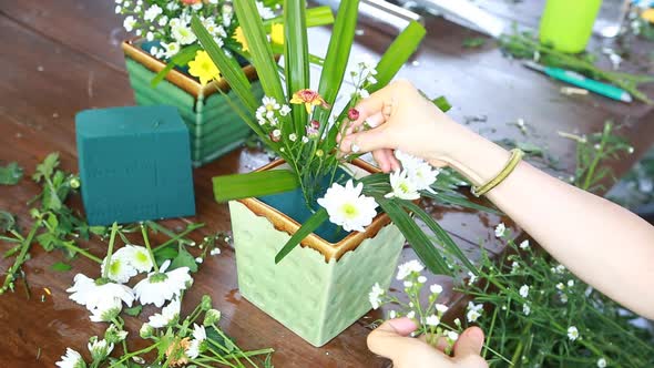 Flower Bouquet Preparing 4