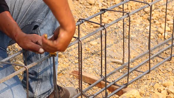Worker Bending And Bundle Steel For Construction Job 6