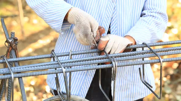 Worker Bending And Bundle Steel For Construction Job 8