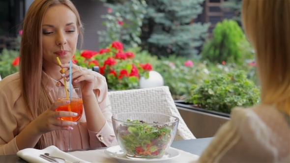 With Best Girlfriend alt