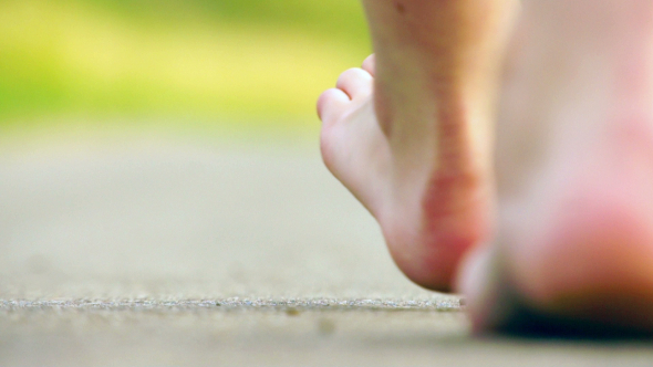 Barefoot Girl