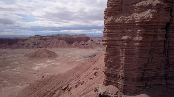 Rising aerial view next to Wild Horse Butte