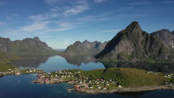 Reine Lofoten is an Archipelago in the County of Nordland, Norway