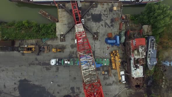 Aerial Crane Transporting Cargo 8