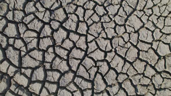 Dry Land Without Water It is in Deep Cracks