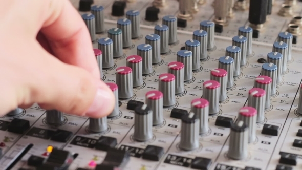 Working With Sound Mixing Console alt