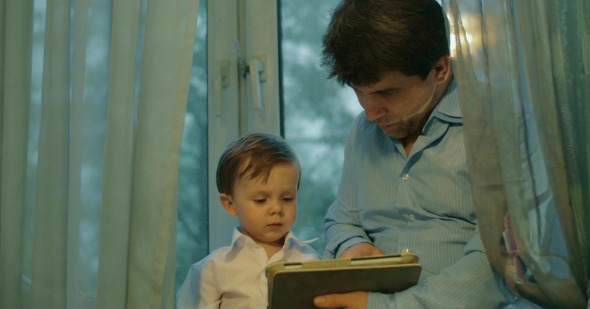 Entertaining And Learning With Touch Pad alt