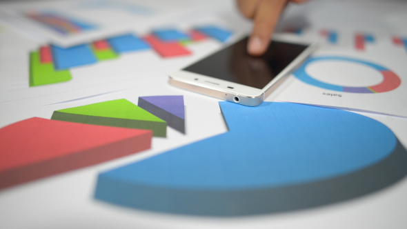 Using Smartphone at Work alt