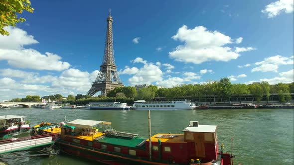 Eiffel Tower Timelapse 2