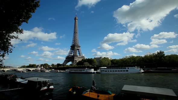 Eiffel Tower Timelapse 3